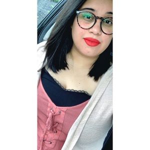 Meet your Posher, Melissa